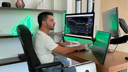 Enrique Moris opiniones